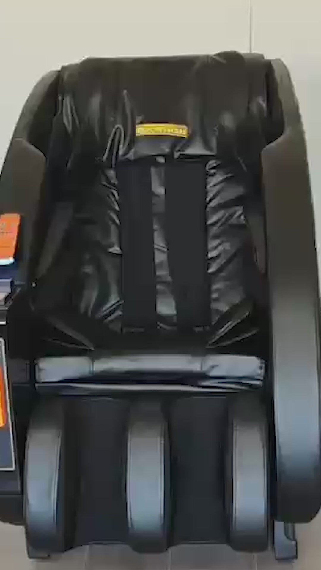 Sillón de masajes, variante negra — demostración.
