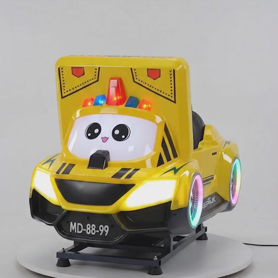 Montable Anime Car, variante amarilla — vistas del producto.