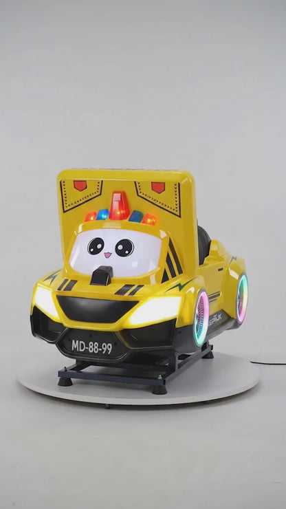 Montable Anime Car, variante amarilla — vistas del producto.