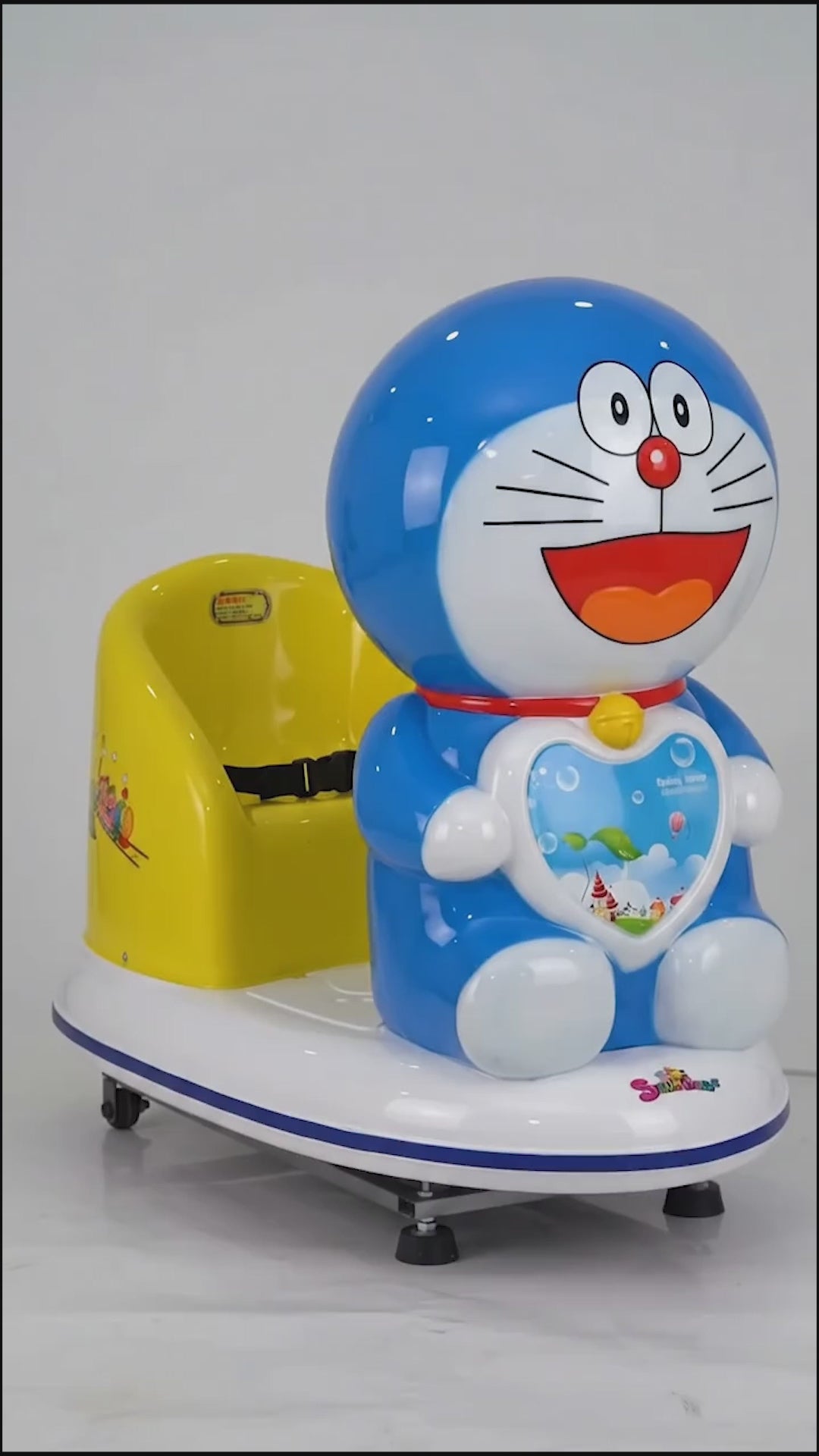 Montable Doraemon — vistas del producto.