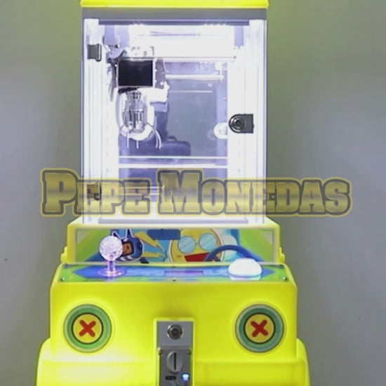 Máquina Speed Elf amarilla: vistas del gabinete y funcionamiento.