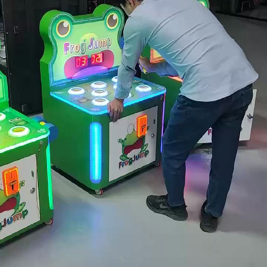 Maquina "Frog Jump" — demostracion del juego de habilidad. Pepe Monedas.
