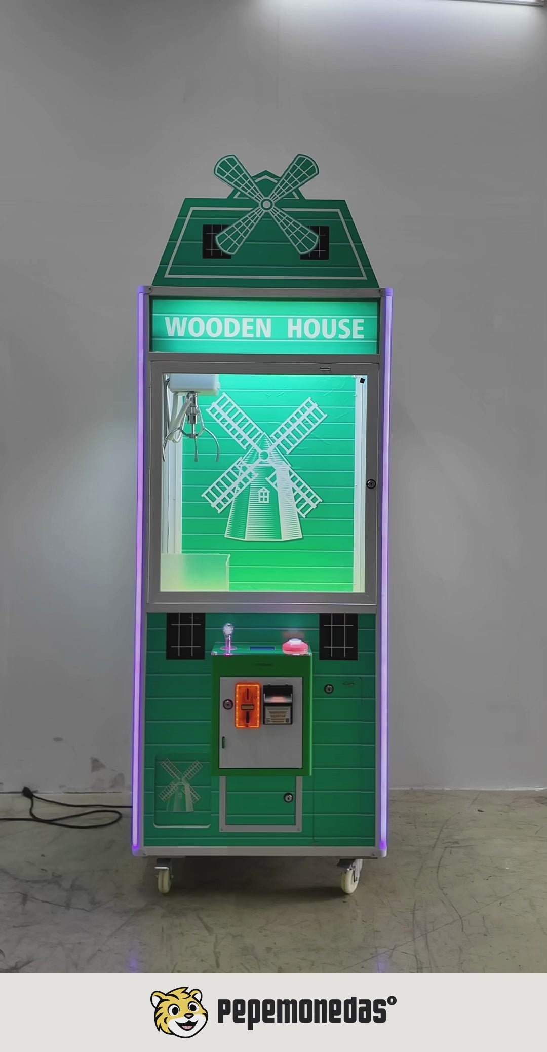 Máquina Caza Peluches "Wooden House" — version verde: demostración de funcionamiento. Pepe Monedas.